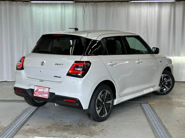 Suzuki SWIFT 2024 — миниатюра 4
