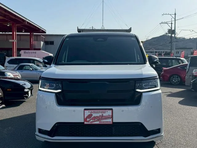 Honda STEPWAGON E:HEV SPADA 2023 — миниатюра 2