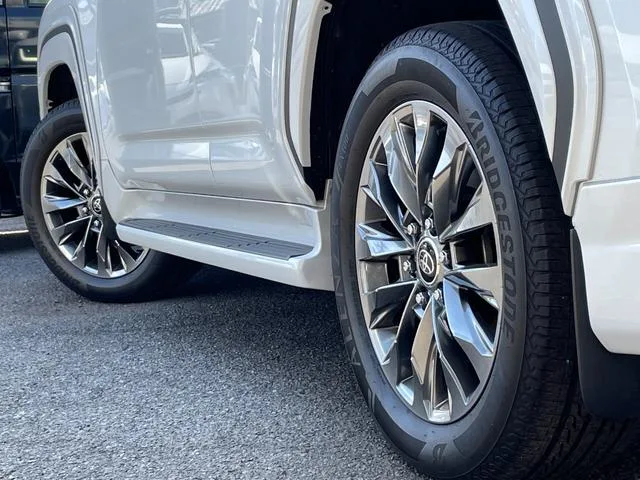 Toyota Land Cruiser ZX 2023 — миниатюра 4
