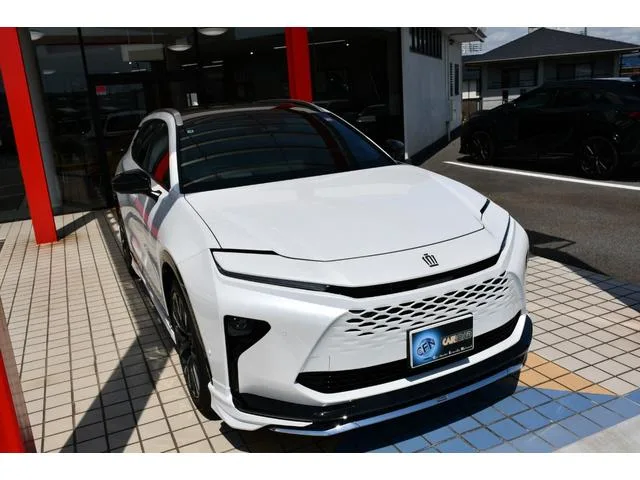 Toyota CROWN ESTATE Z 2025 — миниатюра 2