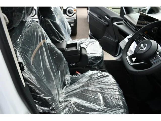 Nissan SERENA E-POWER HIGHWAY STAR V 2026 — миниатюра 4