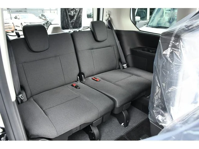 Nissan SERENA E-POWER HIGHWAY STAR V 2026 — миниатюра 5