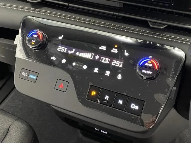 Nissan SERENA E-POWER HIGHWAY STAR V 2025 — миниатюра 5