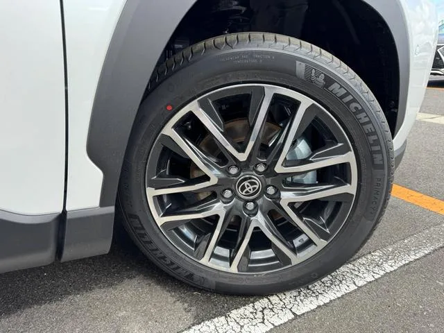 Toyota CorollaCross HYBRID Z 2026 — миниатюра 2