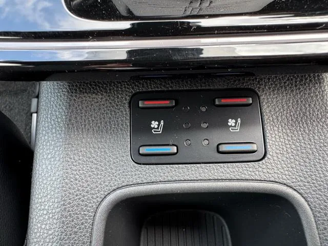 Toyota CorollaCross HYBRID Z 2026 — миниатюра 4