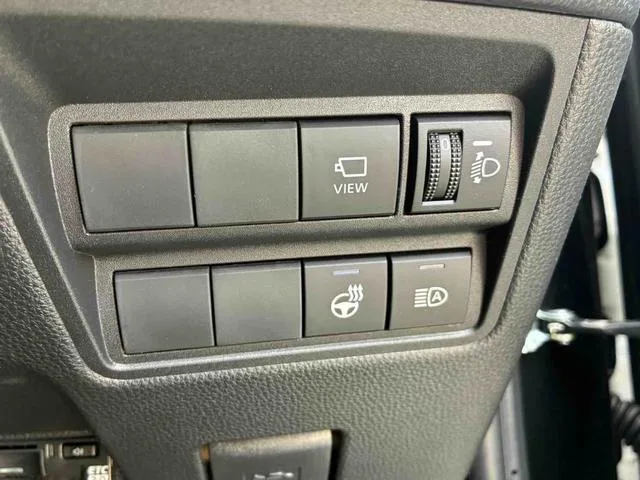 Toyota YARIS CROSS HYBRID Z 2025 — миниатюра 3