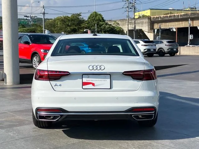 Audi A4 35TFSI ADVANCED 2022 — миниатюра 4