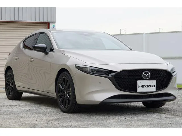 Mazda MAZDA3 FASTBACK 15S RETRO SPORTS EDITION 2025 — миниатюра 3