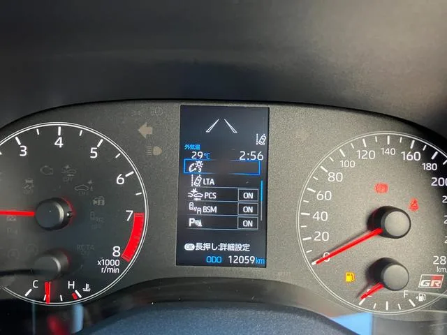 Toyota GR YARIS RZ HIGH PERFORMANCE 2022 — миниатюра 5