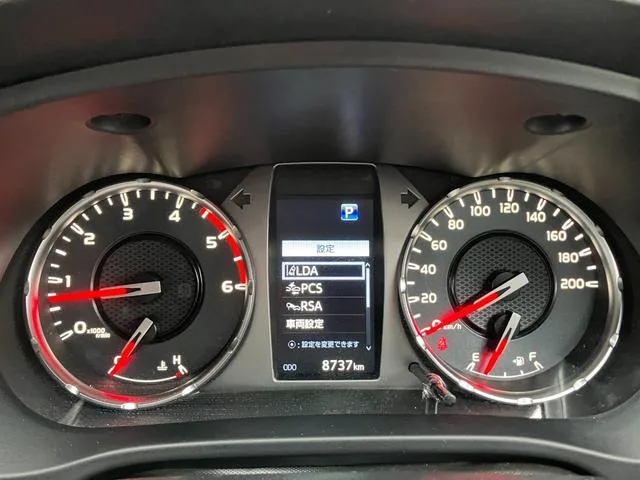 Toyota Hilux Z GR SPORT 2023 — миниатюра 3