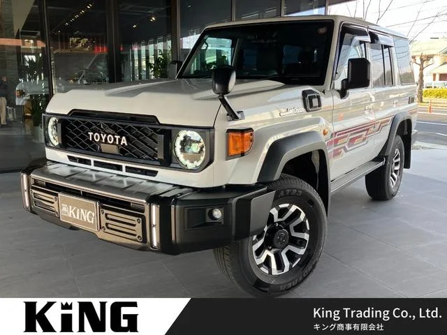 Toyota LAND CRUISER 70 AX 2025 — фото 1, купить с доставкой в Москву