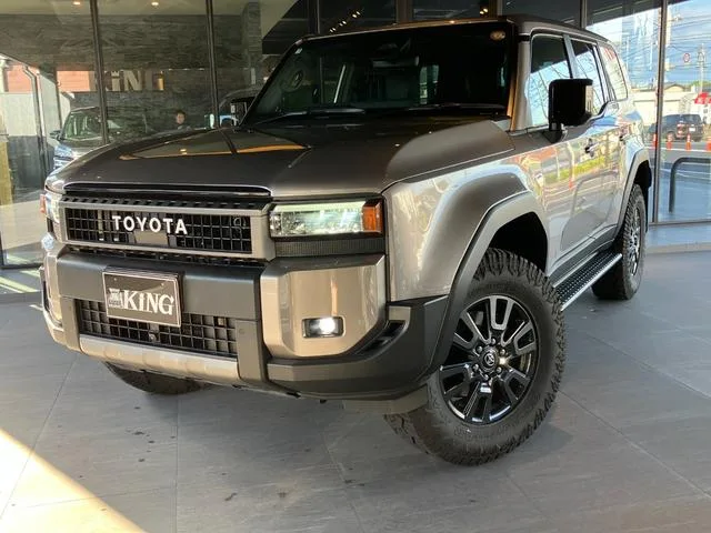 Toyota LAND CRUISER 250 VX 2025 — фото 1, купить с доставкой в Москву