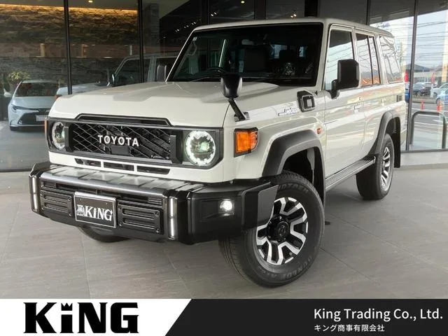Toyota LAND CRUISER 70 AX 2025 — фото 1, купить с доставкой в Москву