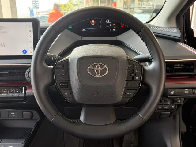 Toyota PRIUS Z 2024 — миниатюра 3