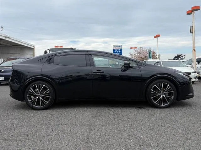Toyota PRIUS Z 2024 — миниатюра 4