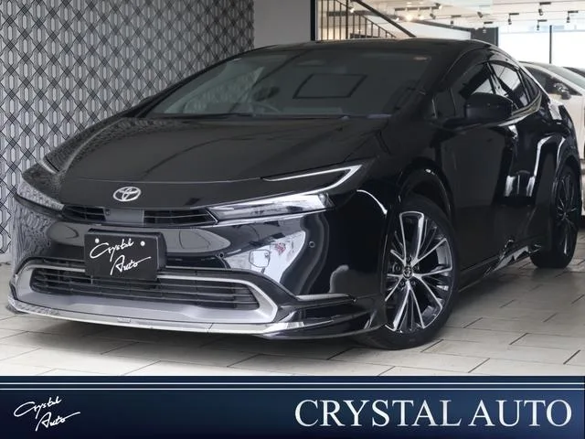 Toyota Prius Z 2024 — фото 1, купить с доставкой в Москву