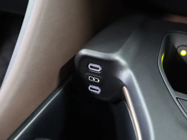 Toyota CROWN CROSSOVER G ADVANCED LEATHER PACKAGE 2023 — миниатюра 4