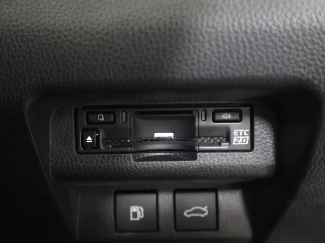 Toyota CROWN CROSSOVER G ADVANCED LEATHER PACKAGE 2023 — миниатюра 5