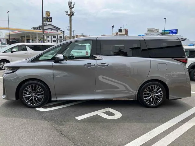 Toyota VELLFIRE HYBRID Z PREMIER 2026 — миниатюра 4