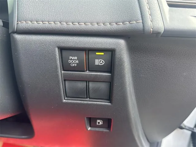 Toyota Alphard Z 2024 — миниатюра 3