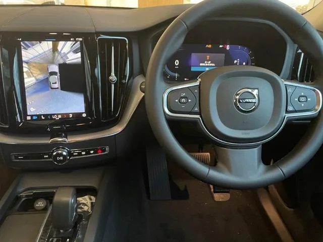 Volvo XC60 PLUS B5 2024 — миниатюра 4