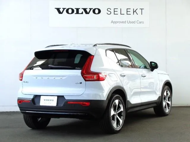 Volvo XC40 ULTRA B4 AWD DARK EDITION 2024 — миниатюра 2