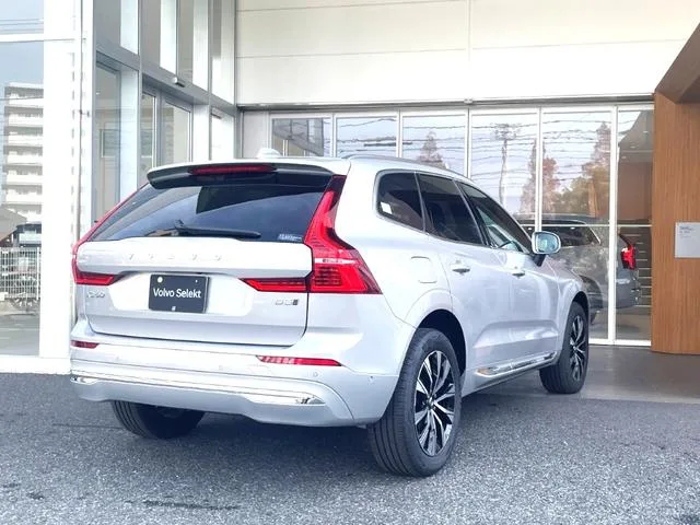 Volvo XC60 ULTRA B5 AWD 2025 — миниатюра 2