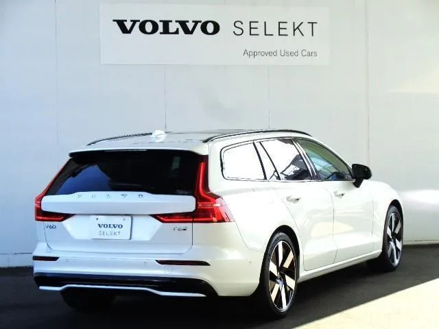 Volvo V60 ULTRA T6 AWD PLUGIN HYBRID 2025 — миниатюра 2