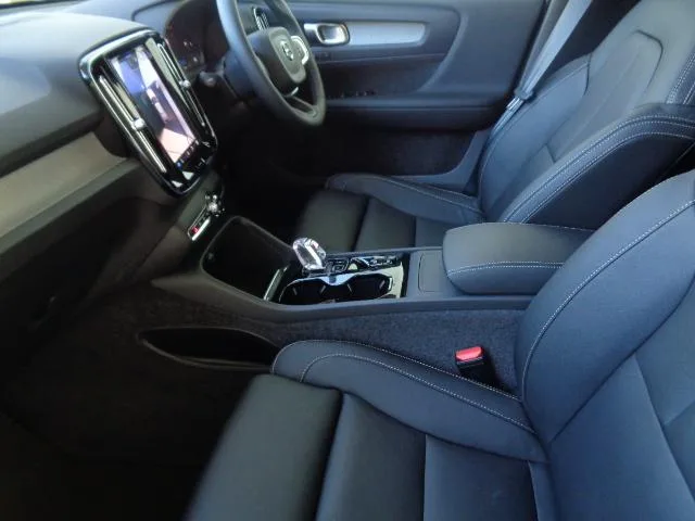 Volvo XC40 ULTRA B4 AWD 2026 — миниатюра 2