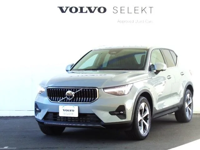 Volvo XC40 ULTRA B4 AWD 2026 — фото 1, купить с доставкой в Москву