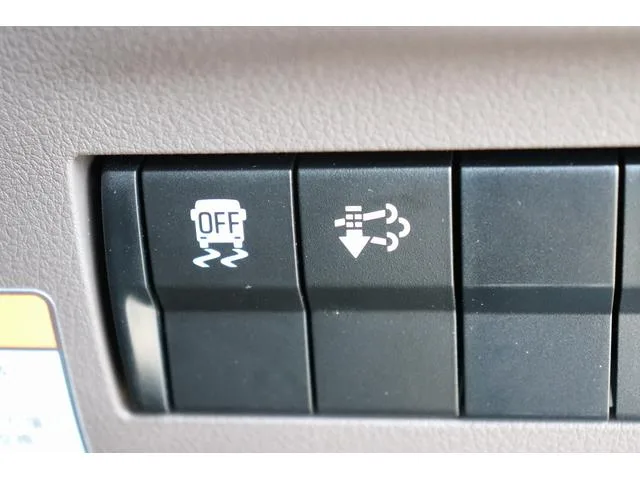 Mitsubishi Fuso CANTER DOUBLE CAB ALL LOW FLOOR 2026 — миниатюра 3
