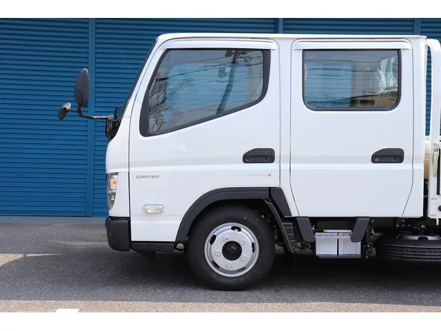 Mitsubishi Fuso CANTER DOUBLE CAB ALL LOW FLOOR 2026 — миниатюра 5
