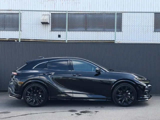 Toyota CROWN SPORT Z 2025 — миниатюра 3