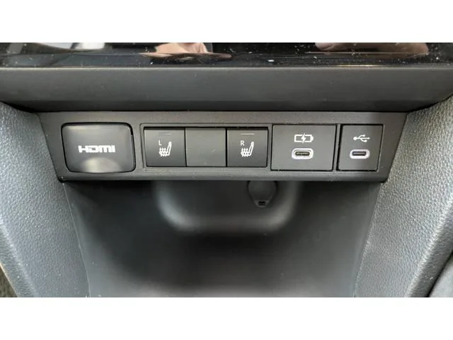 Toyota YARIS CROSS HYBRID Z 2026 — миниатюра 3