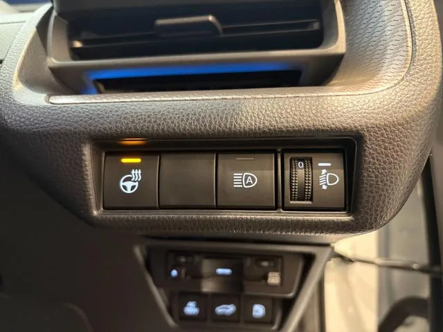 Toyota PRIUS Z 2024 — миниатюра 3