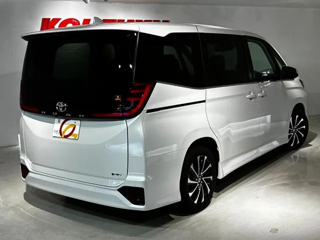 Toyota NOAH HYBRID S-Z 2026 — миниатюра 4