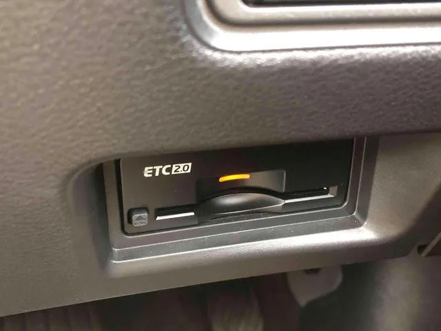 Nissan SERENA E-POWER HIGHWAY STAR V 2023 — миниатюра 3