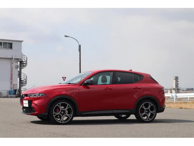 Alfa Romeo Tonale EDIZIONE SPECIALE 2023 — миниатюра 4