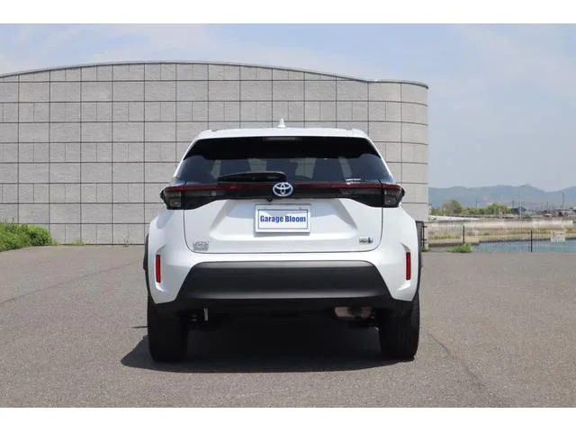 Toyota YARIS CROSS HYBRID Z 2023 — миниатюра 4