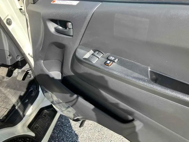 Toyota HIACE VAN DX GL PACKAGE 2025 — миниатюра 3