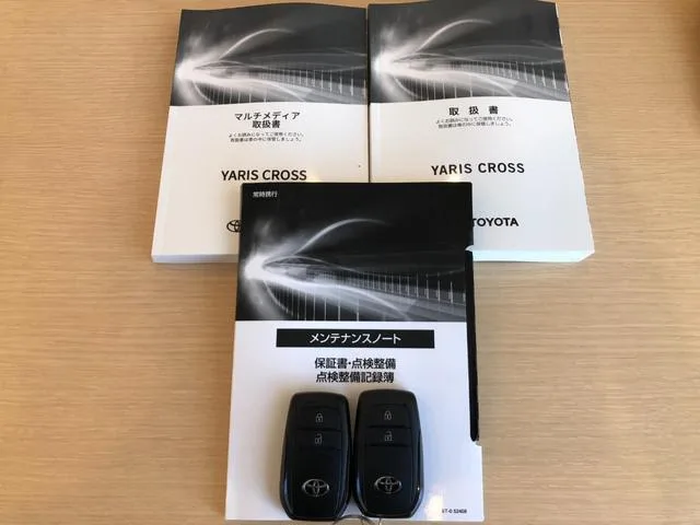 Toyota YARIS CROSS HYBRID Z 2025 — миниатюра 3