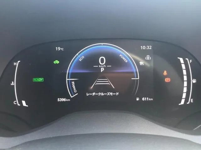 Toyota YARIS CROSS HYBRID Z 2025 — миниатюра 5