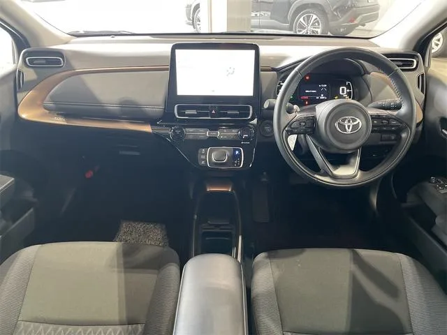 Toyota AQUA Z RAFFINE 2024 — миниатюра 3