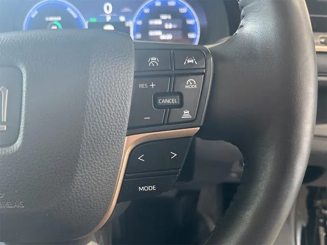 Toyota CROWN CROSSOVER RS ADVANCED 2023 — миниатюра 4