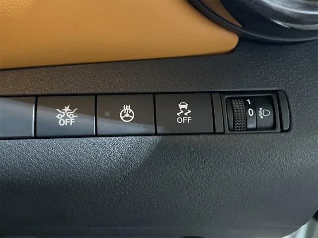 Nissan KICKS X TWO TONE INTERIOR EDITION 2022 — миниатюра 4