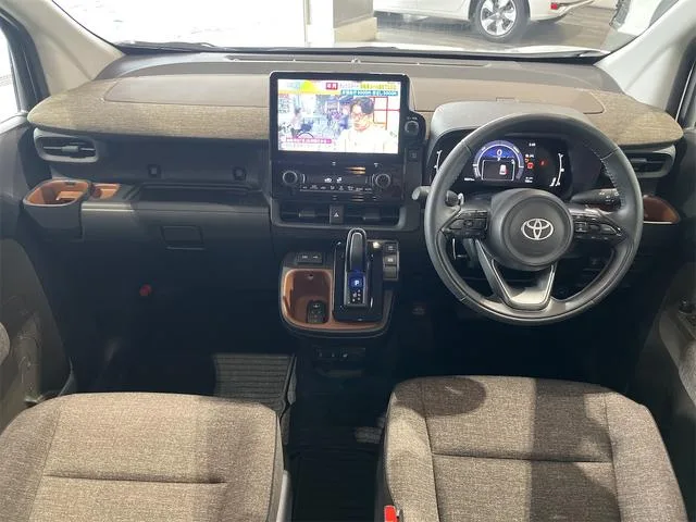 Toyota SIENTA HYBRID Z 2024 — миниатюра 3
