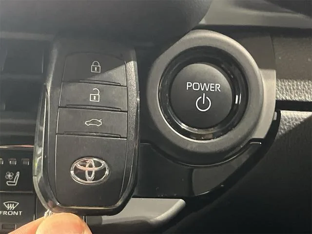 Toyota CROWN CROSSOVER G ADVANCED LEATHER PACKAGE 2023 — миниатюра 5