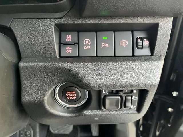 Suzuki JIMNY NOMADE FC 2026 — миниатюра 3