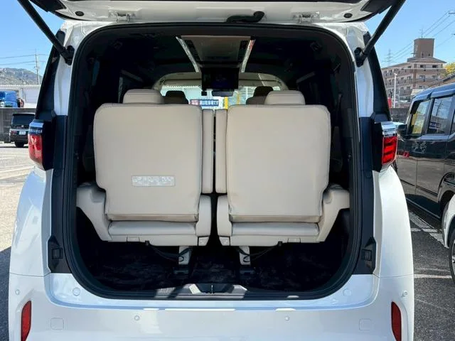 Toyota ALPHARD HYBRID EXECUTIVE LOUNGE 2024 — миниатюра 5