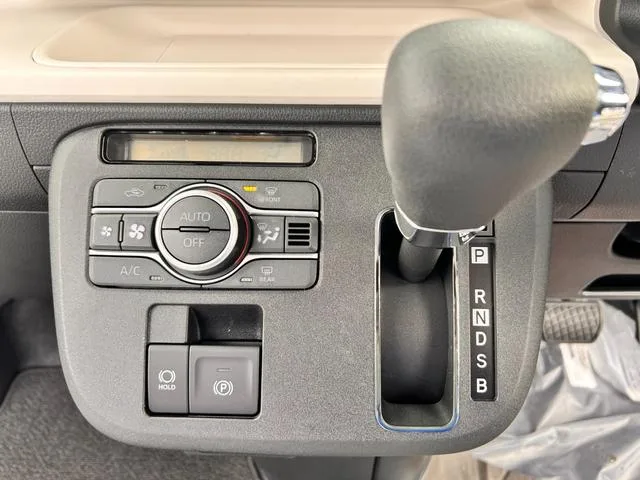 Daihatsu MOVE CANBUS STRIPES G 2025 — миниатюра 4